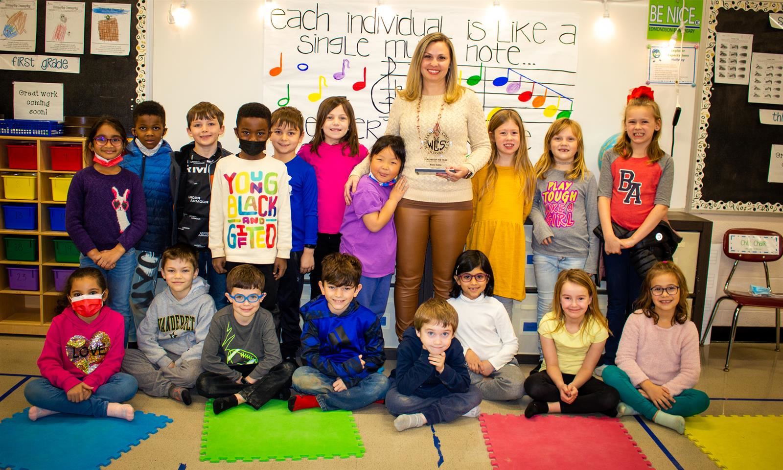 Elaina Gallas with her students